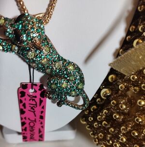 Betsey Johnson Gold and Green Leopard Brooch